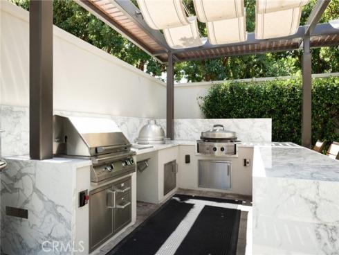 142 Pantheon , Irvine, CA