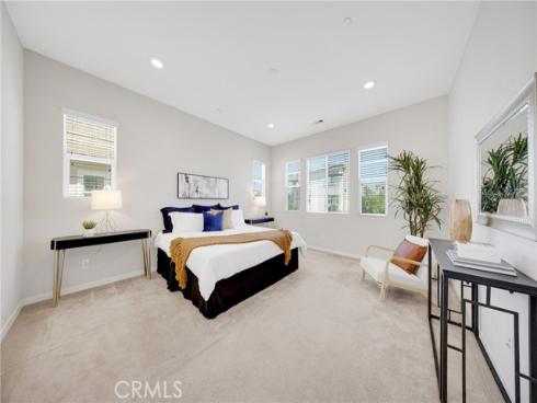 104 Sculpture , Irvine, CA