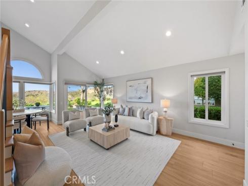 31  Mirador  34 , Irvine, CA