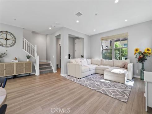 152 Newburry , Irvine, CA