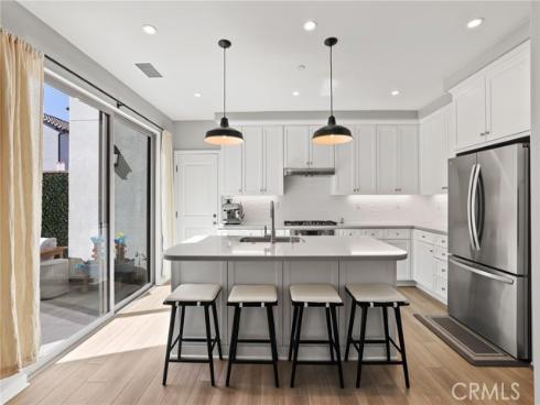 152 Newburry , Irvine, CA