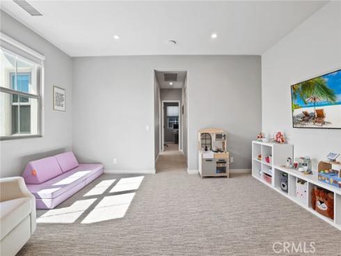 152 Newburry , Irvine, CA