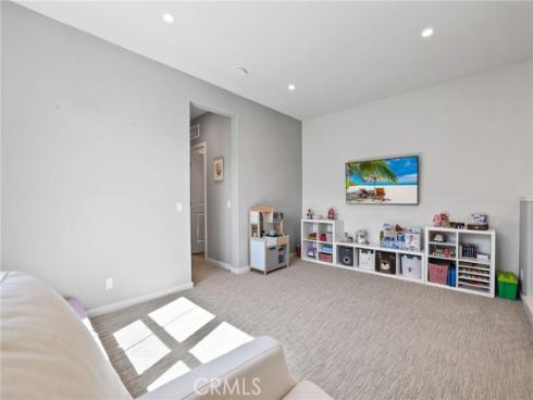 152 Newburry , Irvine, CA