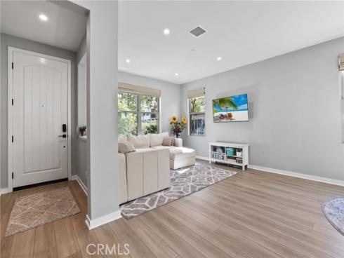 152 Newburry , Irvine, CA