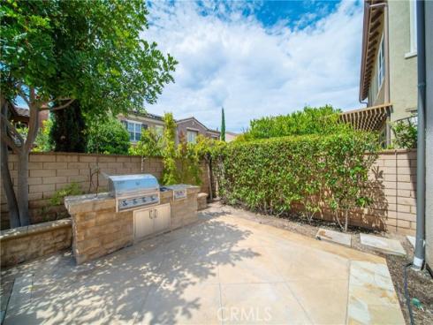 28  Townsend  , Irvine, CA