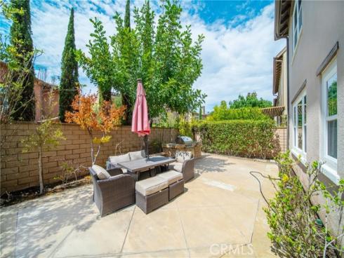 28  Townsend  , Irvine, CA