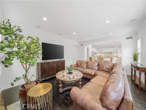 28  Townsend  , Irvine, CA