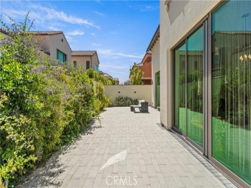 112  Green Rdg  , Irvine, CA