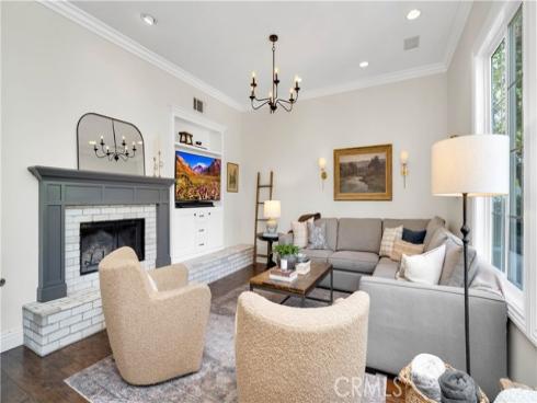 90  Winslow   Lane, Irvine, CA