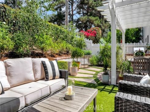 90  Winslow   Lane, Irvine, CA