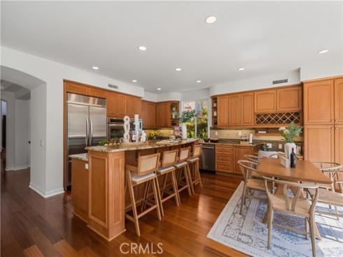 16  Spring Grv  , Irvine, CA