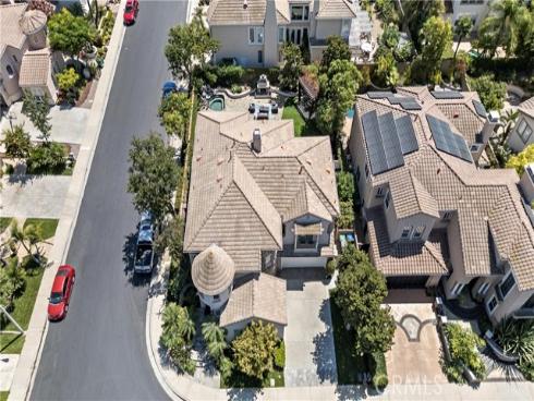 16  Spring Grv  , Irvine, CA