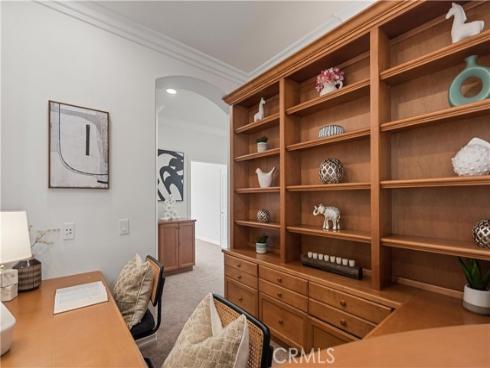 16  Spring Grv  , Irvine, CA