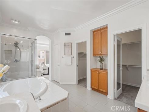 16  Spring Grv  , Irvine, CA