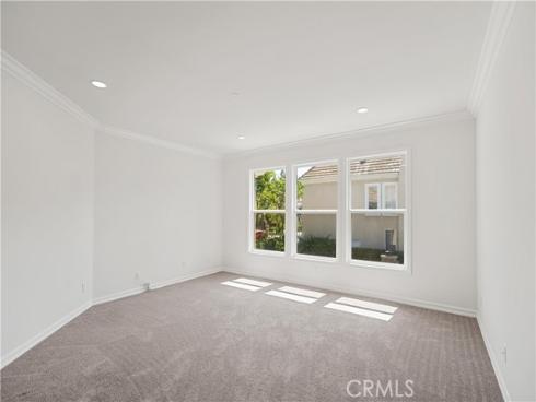 16  Spring Grv  , Irvine, CA