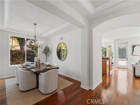 16  Spring Grv  , Irvine, CA