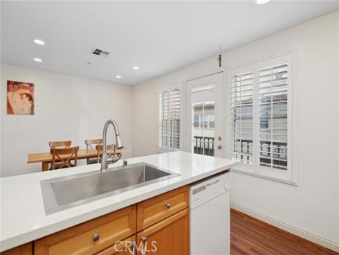 9 Bonsall 61 , Irvine, CA