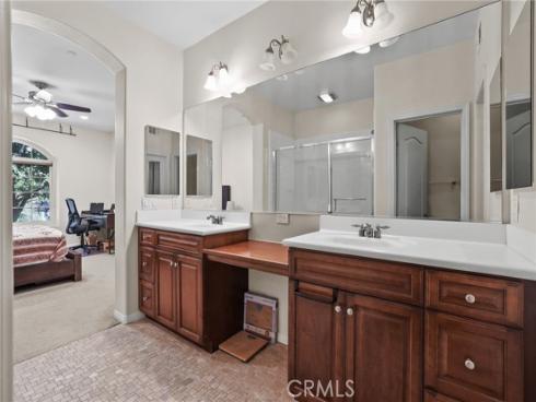 54  Tea Garden  , Irvine, CA