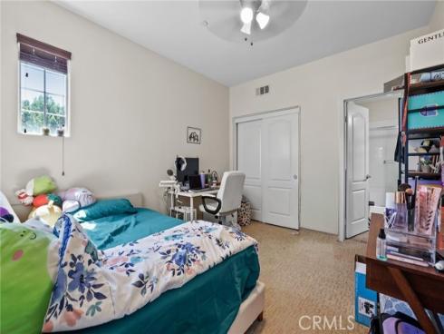 54  Tea Garden  , Irvine, CA