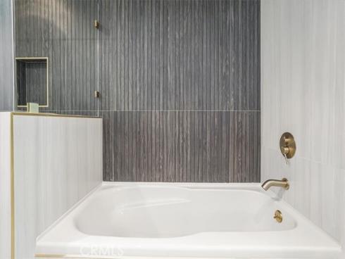 3131  Michelson  1402  Drive, Irvine, CA