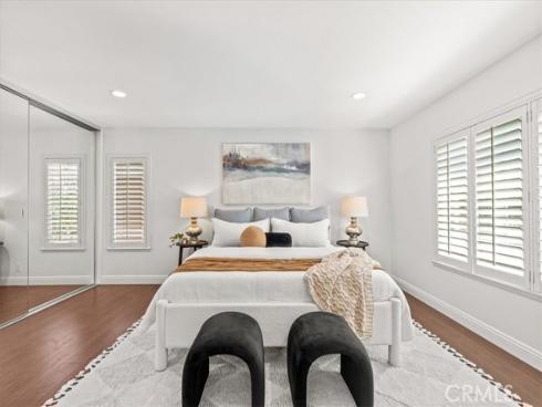 3  Christamon  , Irvine, CA