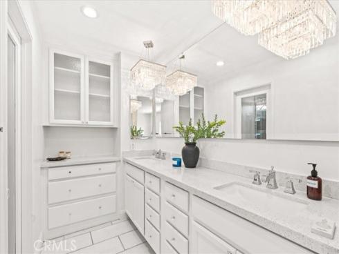 3  Christamon  , Irvine, CA