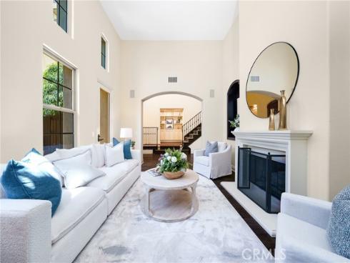 37 Triple Leaf , Irvine, CA