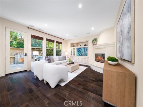 37 Triple Leaf , Irvine, CA