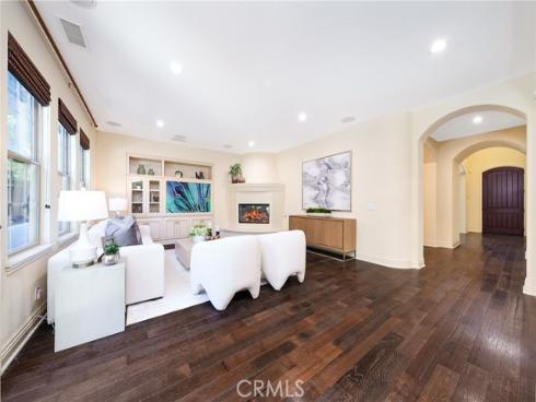 37 Triple Leaf , Irvine, CA