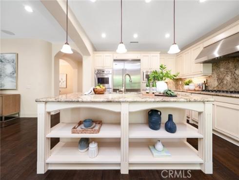 37 Triple Leaf , Irvine, CA