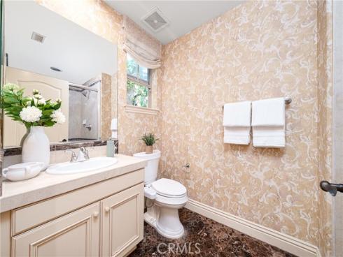 37 Triple Leaf , Irvine, CA