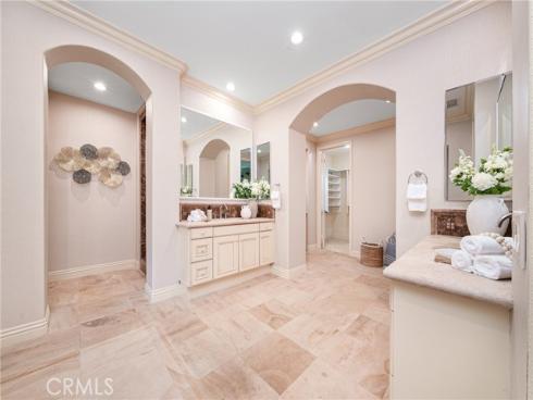 37 Triple Leaf , Irvine, CA