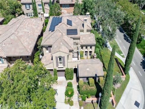 37 Triple Leaf , Irvine, CA