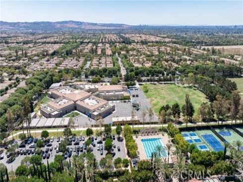 37 Triple Leaf , Irvine, CA