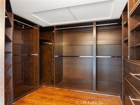 2243  Martin  207 , Irvine, CA