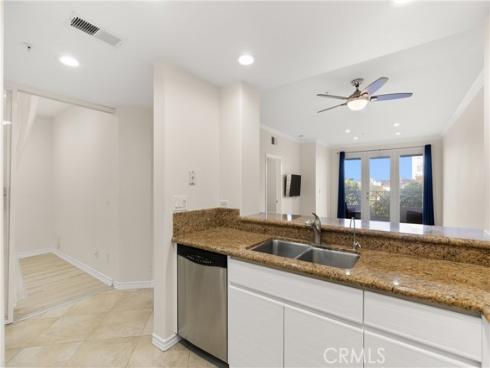 2243  Martin  207 , Irvine, CA