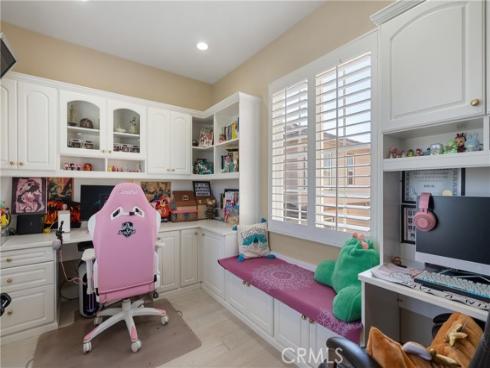 24 Malibu , Irvine, CA