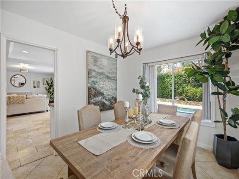 15  Colonial  , Irvine, CA