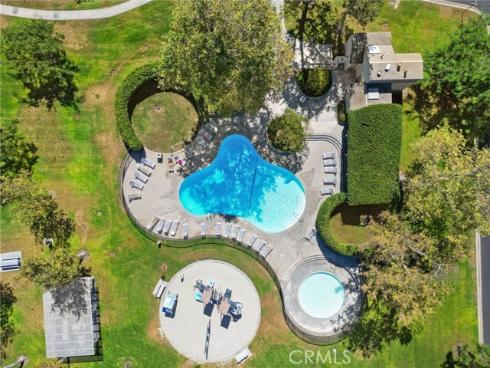 30 Woodland Drive, Irvine, CA