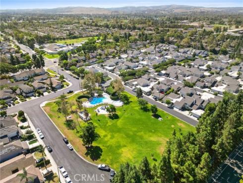 30  Woodland   Drive, Irvine, CA