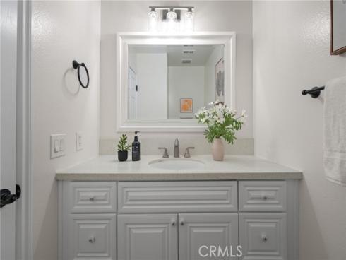 30 Woodland Drive, Irvine, CA