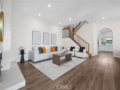 30 Woodland Drive, Irvine, CA