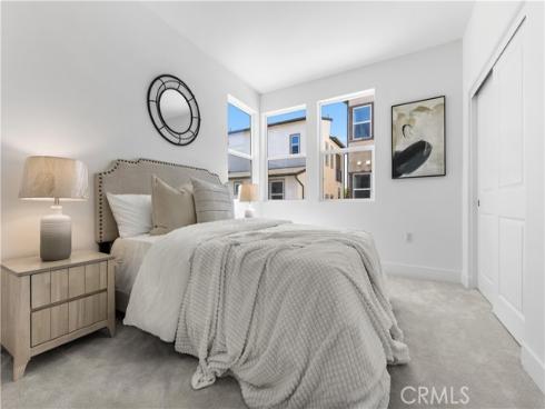 422  Lobata  , Irvine, CA