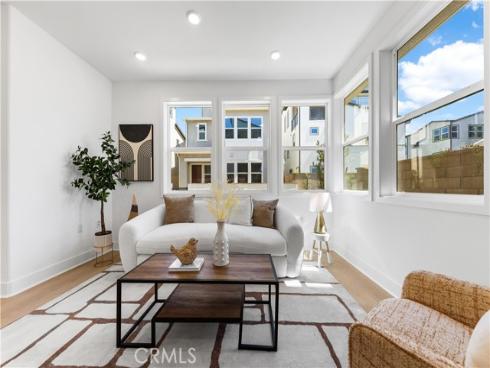 422  Lobata  , Irvine, CA