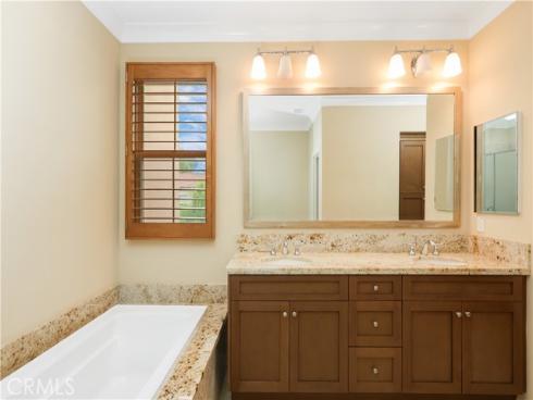 220  Kempton  , Irvine, CA