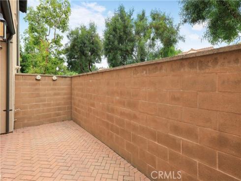 220  Kempton  , Irvine, CA