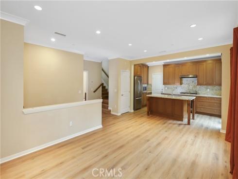 220  Kempton  , Irvine, CA