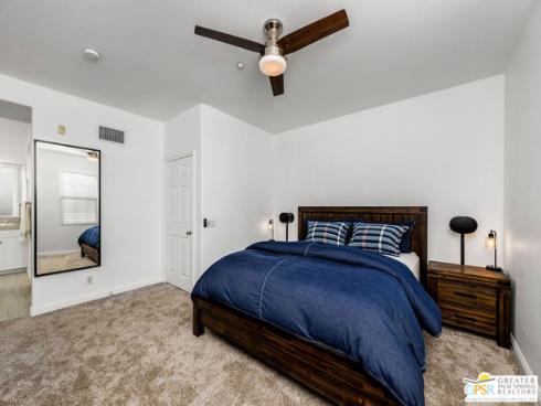 50 Vintage , Irvine, CA