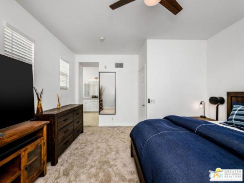 50 Vintage , Irvine, CA