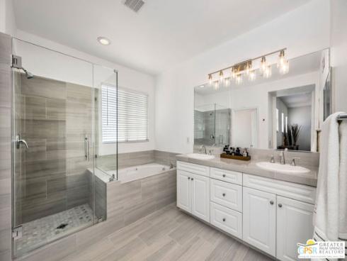 50 Vintage , Irvine, CA